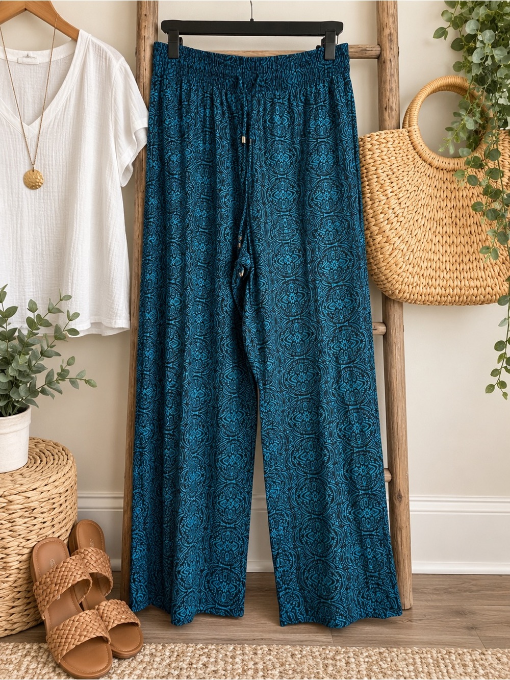 Norm Thompson Teal Medallion Wide-Leg Pull-On Pants